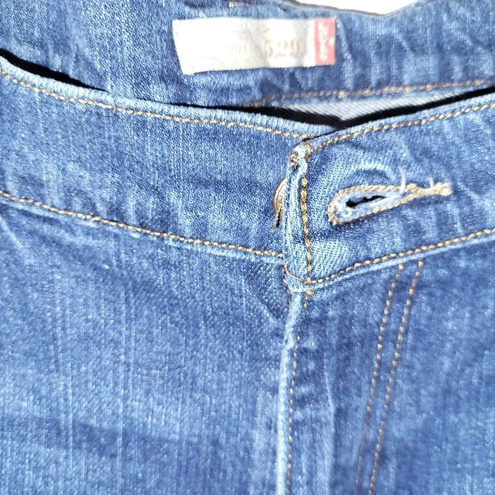 Levi's Blue Flare Wide Leg Jeans with Classic Style - Size 14 - Picture 3 of 4